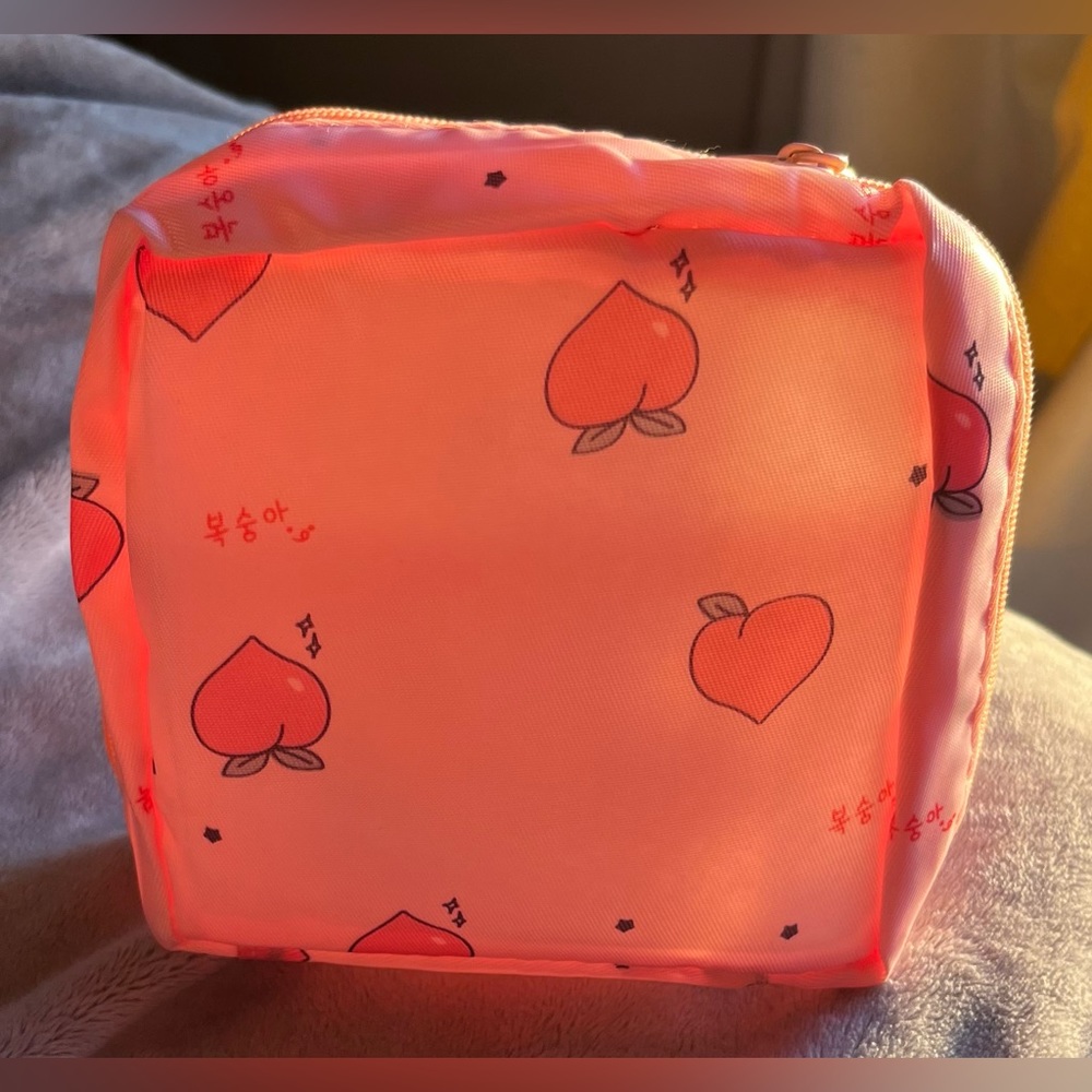 COSMETIC BAG
